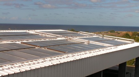 Installation solaire pour la production d'eau chaude d'un abattoir. SOLENEO Energies Nouvelles Carbonne (31)