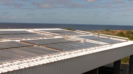 Installation solaire pour la production d'eau chaude d'un abattoir. SOLENEO Energies Nouvelles Carbonne (31)