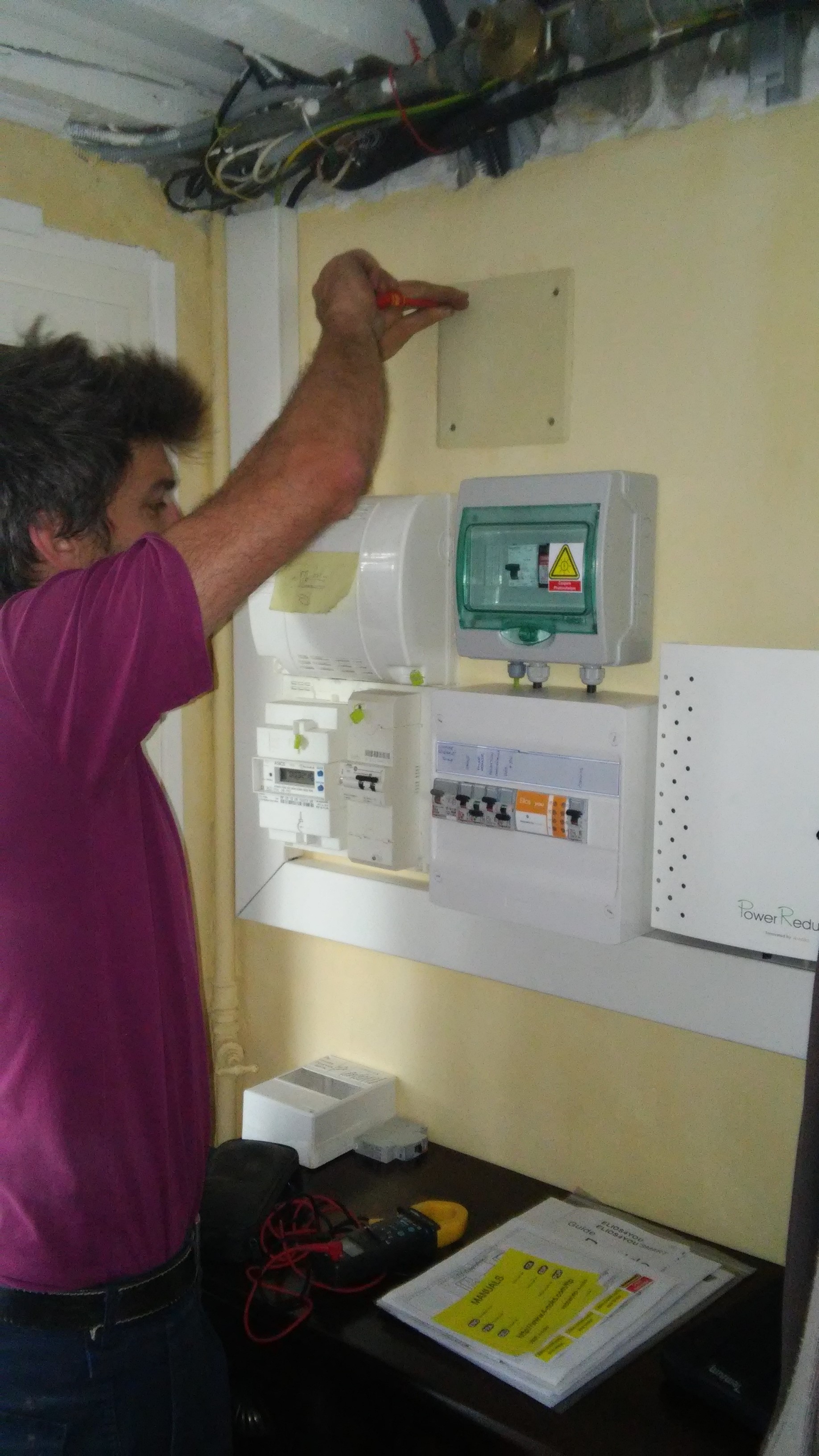 Installation photovoltaïque optimisée à Toulouse 31 éléments électriques