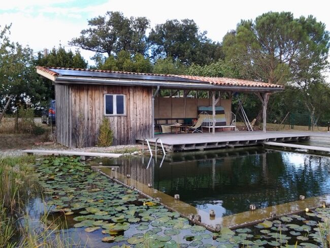 photovoltaïque_systovi_sur_piscine_naturelle