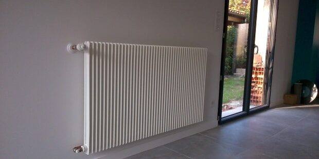 Radiateurs_en_rénovation_par_SOLENEO pose de radiateurs en rénovation par Solénéo