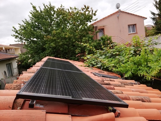 Panneaux_photovoltaïques_SONNENSTROM_par_SOLENEO Panneaux_photovoltaïques_SONNENSTROM_par_SOLENEO