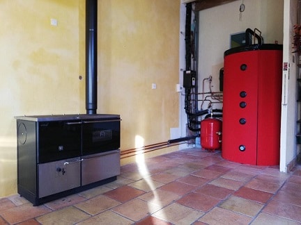 Cuisiniere_bois_bouilleur_Windhager_par_SOLENEO