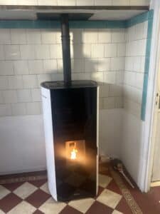 Poêle à granulés Fonte Flamme Mila 6 à St Sulpice sur Lèze (31)